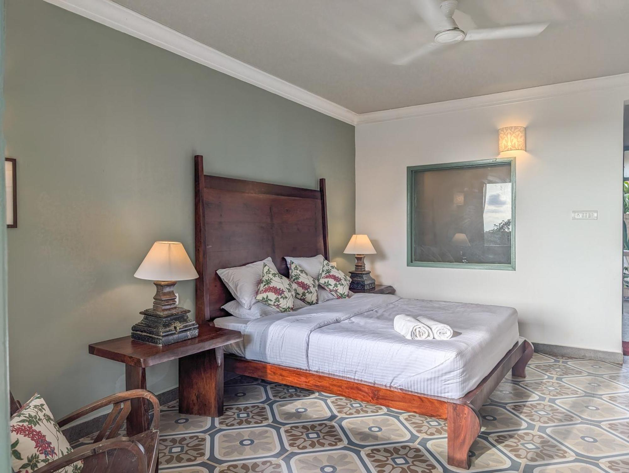 Beach Villa Morjim Extérieur photo