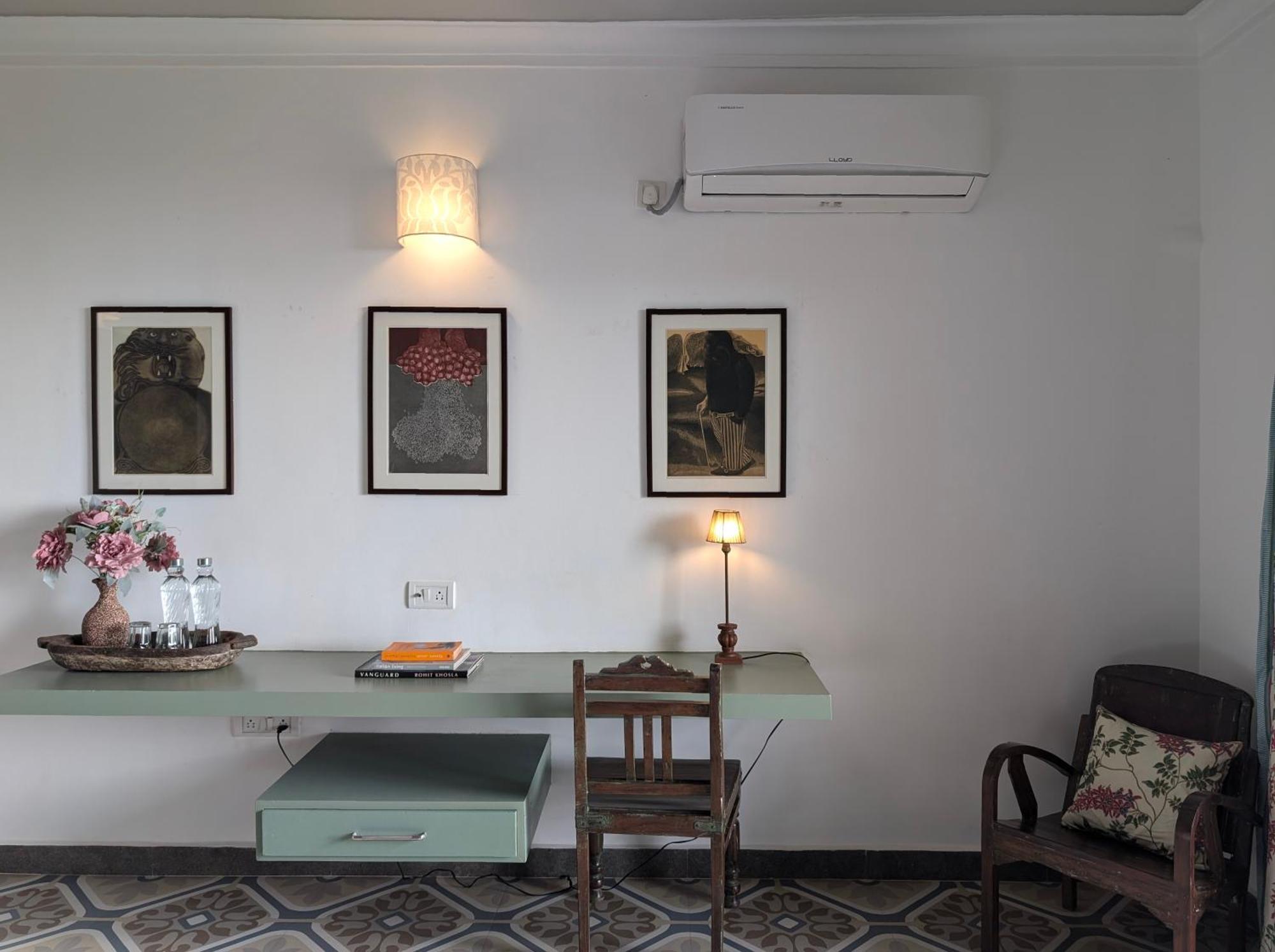 Beach Villa Morjim Extérieur photo