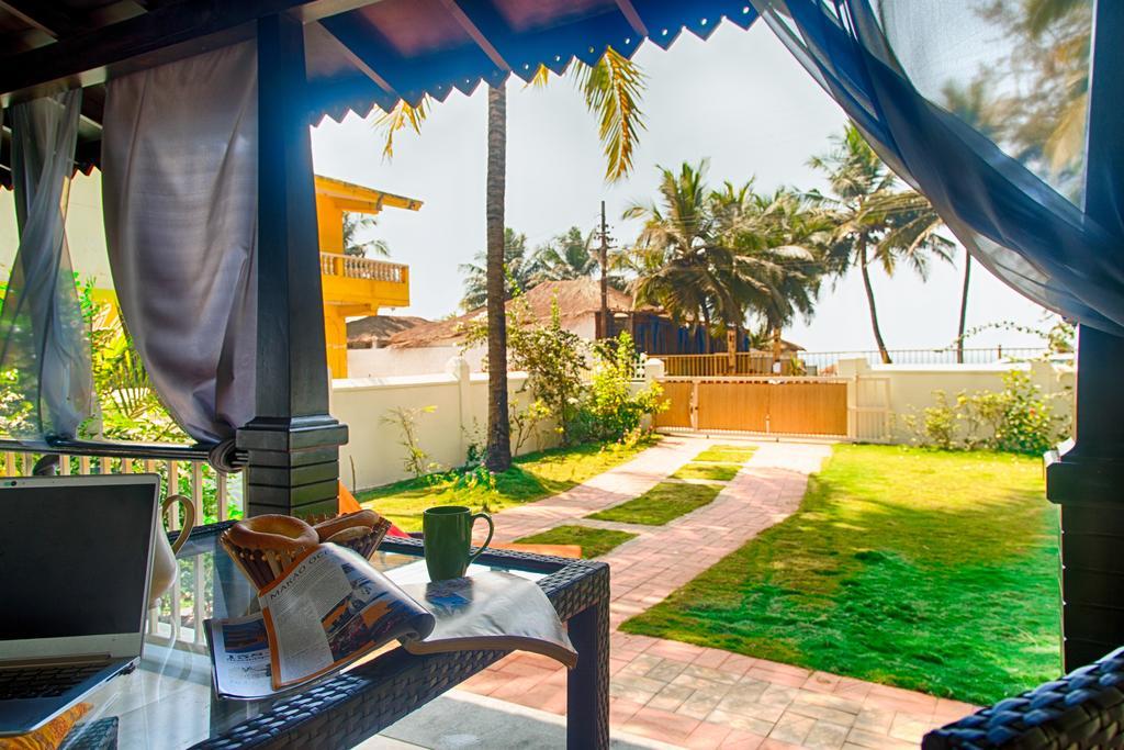 Beach Villa Morjim Extérieur photo